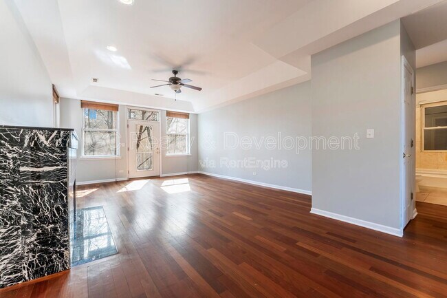 Photo - 4406 N Sacramento Ave Unit 2c