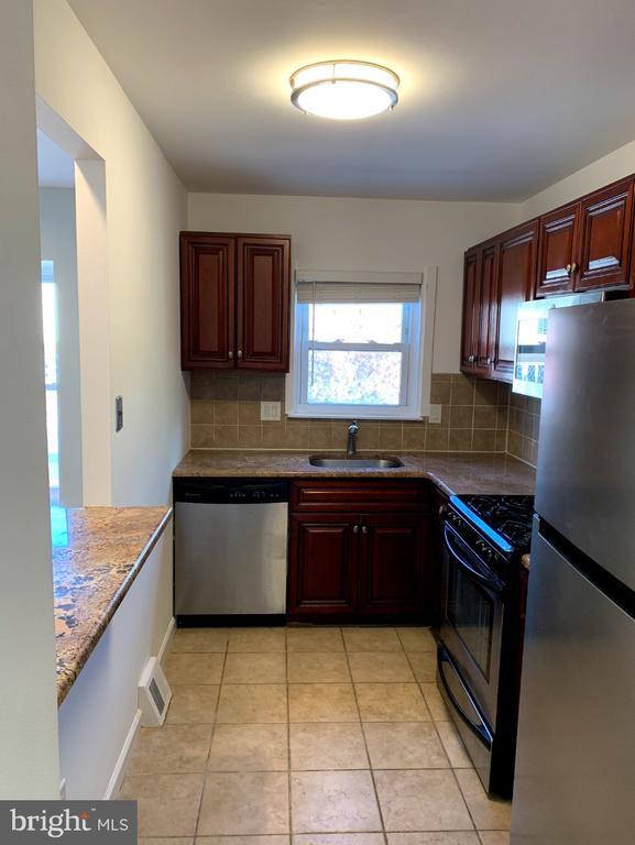 Photo - 9358 Neil Rd