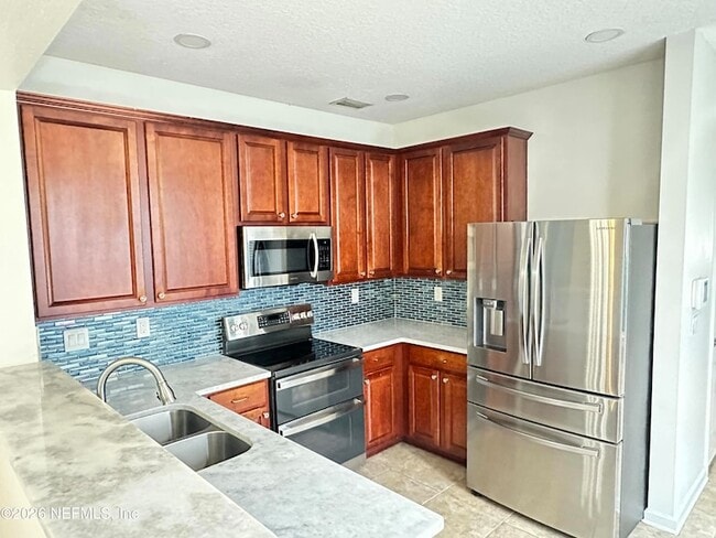 Photo - 4163 Highwood Dr