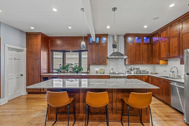 Photo - 4317 N Kenneth Ave