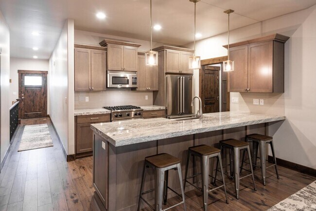 Photo - Modern Townhome in Black Rock Ridge