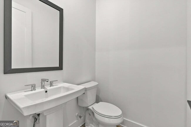 Photo - 517 Motivation Cir NW