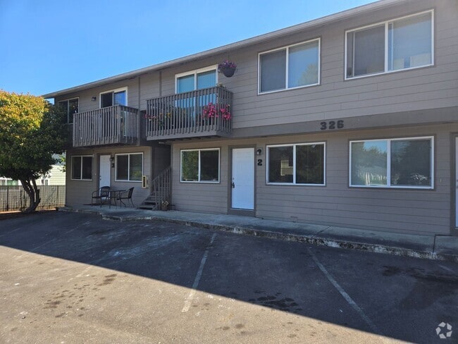 Building Photo - 326 Stanford Dr Unit 2 Rental