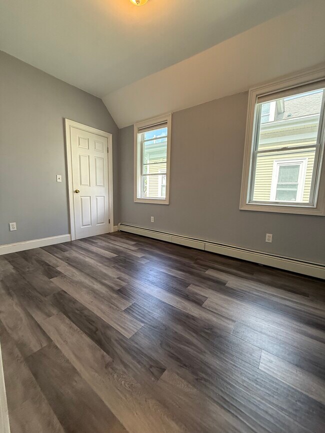 Photo - 173 Orms St Unit 2