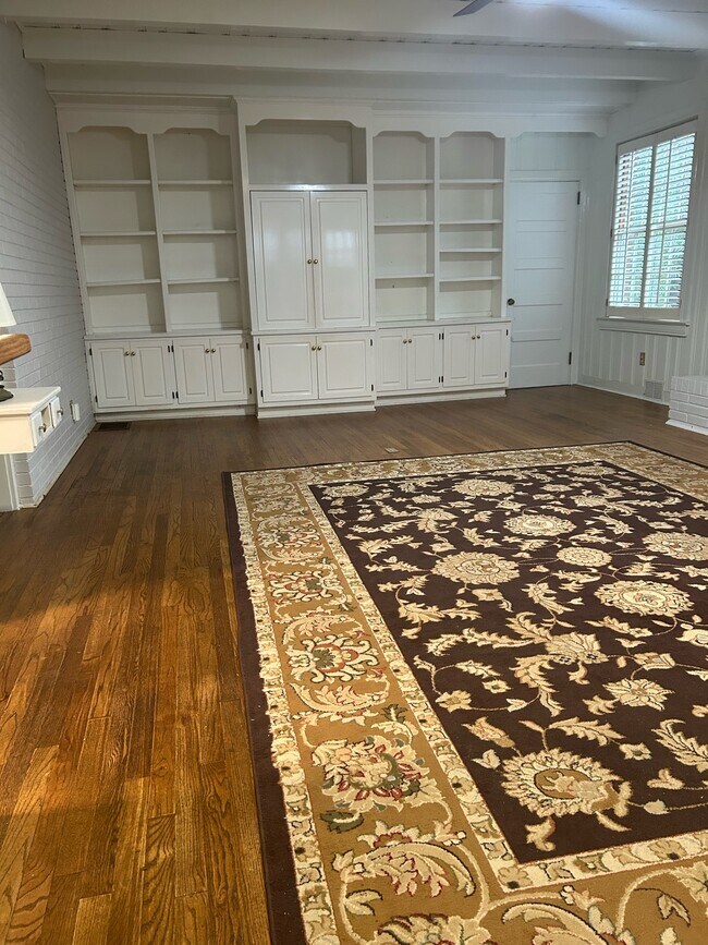 Photo - 1679 S Milledge Ave