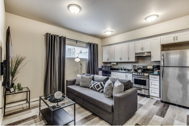 iStudios - iStudios Apartments