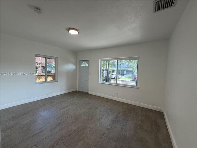 Photo - 7712 NE 1st Ct Unit -