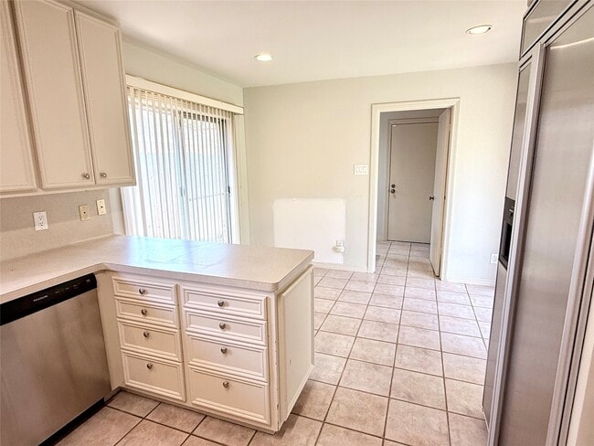 Photo - 1611 Potomac Dr