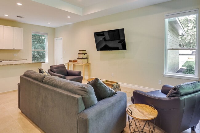 Photo - 11931 Lakeview Manor Dr Unit SI ID1545984P