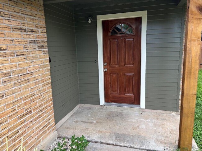 Photo - 7214 Lilac Ln