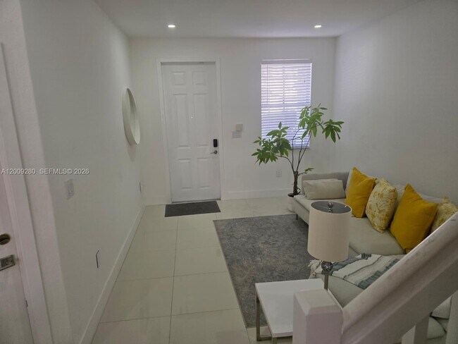 Photo - 7841 NW 116 Pl