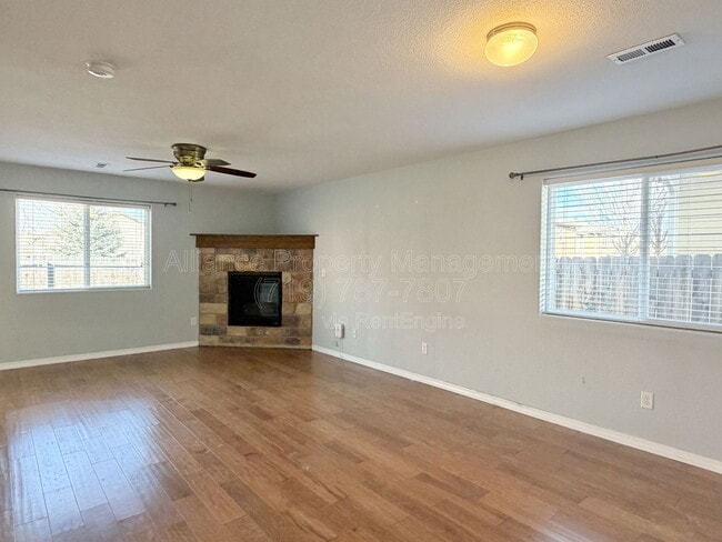 Photo - 3910 Reindeer Cir