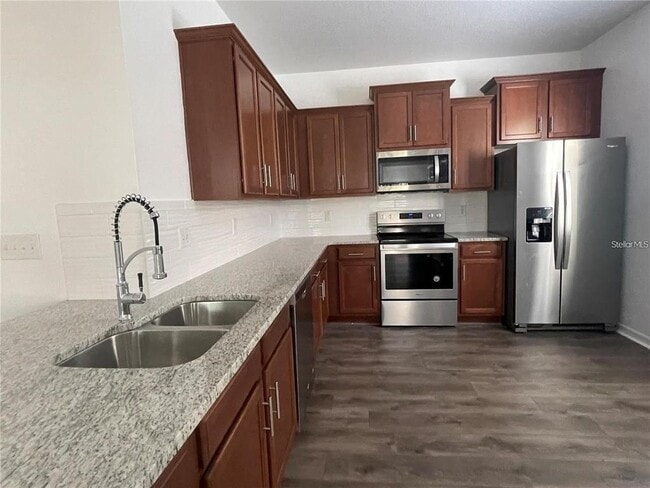 3408 Seneca Club Loop