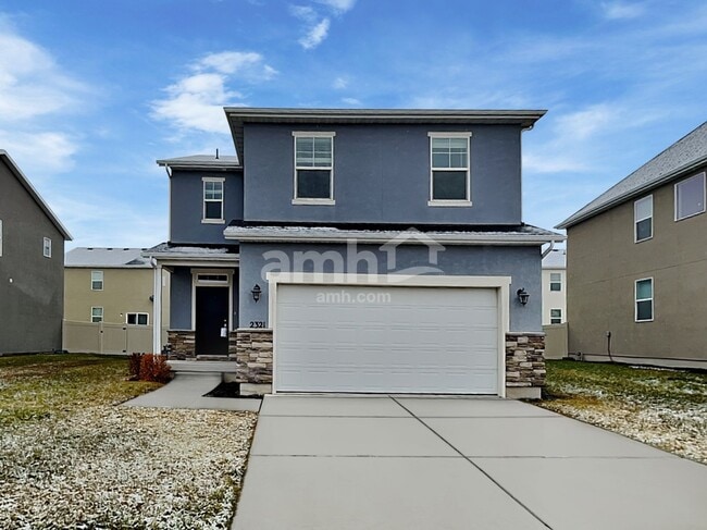 Building Photo - 2321 Buckskin Way