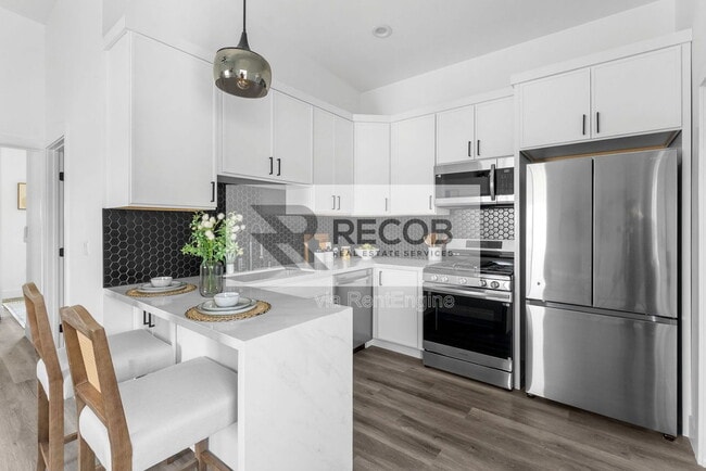 Photo - 2722 Nye St Unidad 5