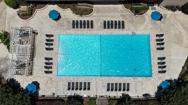 Photo - Reserve At Lakeshore