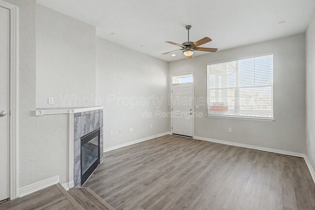 Photo - 9558 Pearl Cir