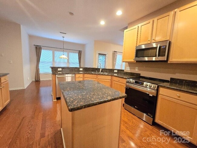 Photo - 8221 Brookings Dr