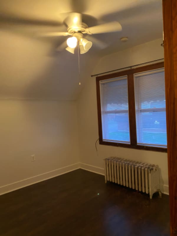 Photo - 141 E 23rd St