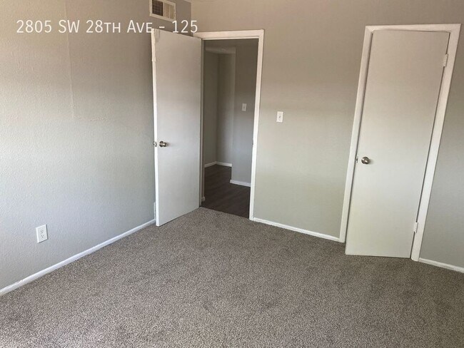 Photo - 2805 SW 28th Ave Apartamento Unidad 125