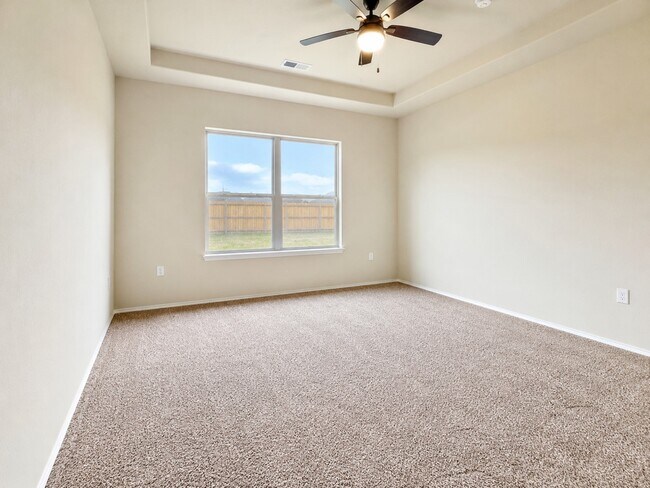 Photo - 40621 Guillemont Ln