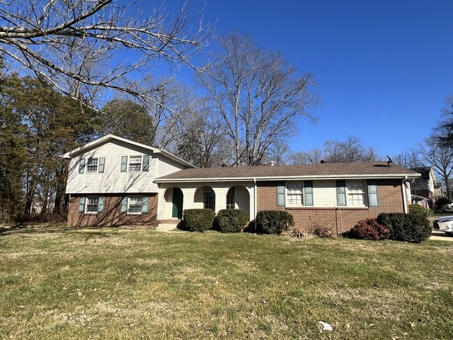 Photo - 2900 Moss Spring Dr