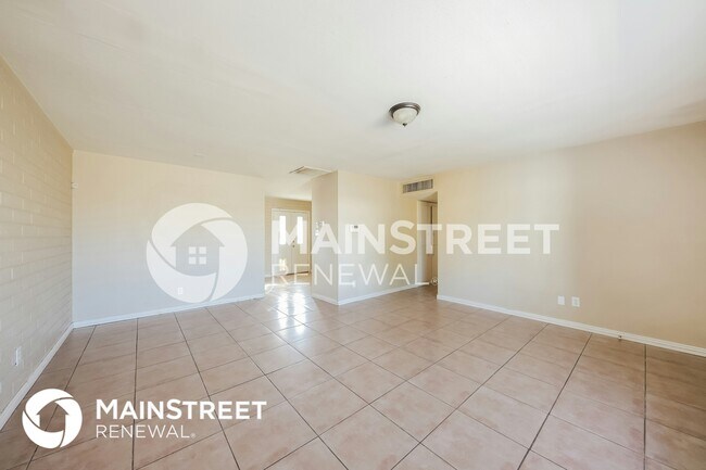 Photo - 4627 N 47th Dr