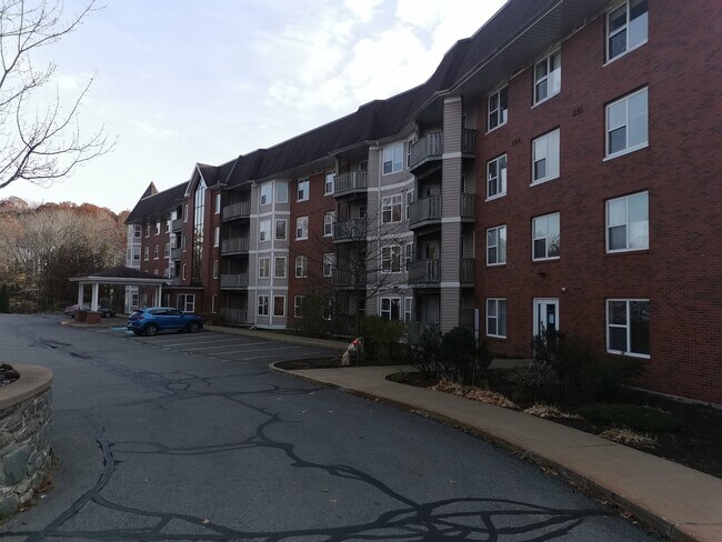 Photo - 25 Dartmouth Rd Unité 415