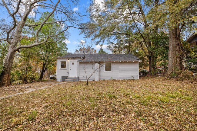 Photo - 2113 Rambow Ave SW