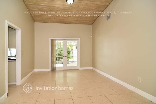 Photo - 14655 SW 139th Ct