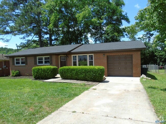 Building Photo - 4800 Lumary Dr NW Rental