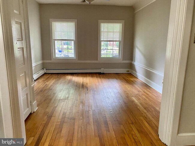 Photo - 1509 Delaware Ave