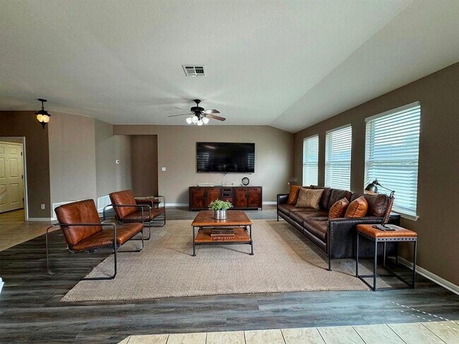 Photo - 7820 Little Deer Trail