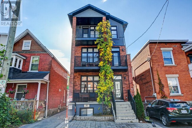 UNIT B - 82 THIRD AVENUE - UNIT B - 82 THIRD AVENUE