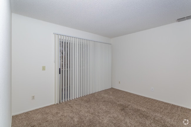 1HAB, 1BA - 610 ft² - Quail Ridge