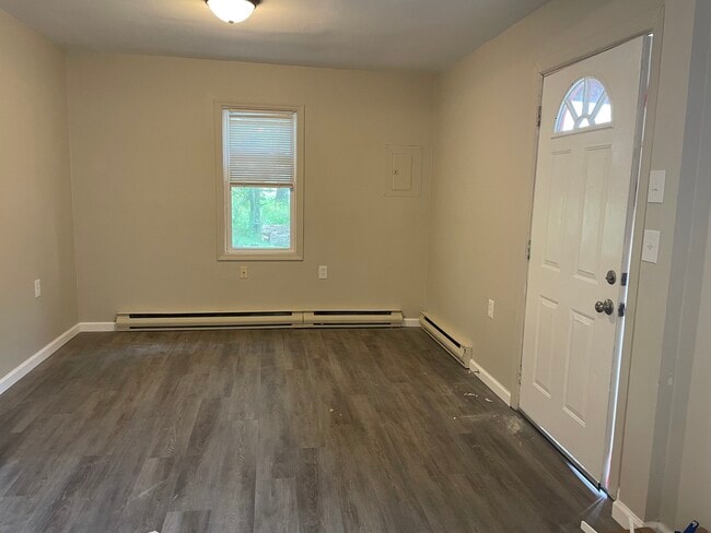 Photo - 657-659 Belmont Ave Unit 657