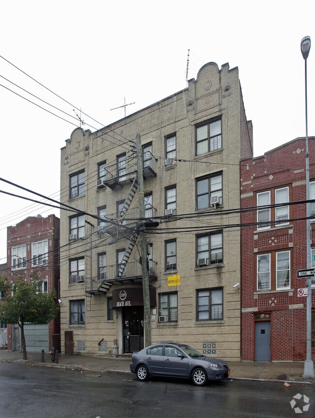 Photo - 1335 Beach Ave