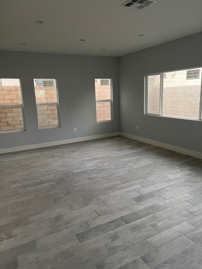 Photo - 12662 Bradley Ave