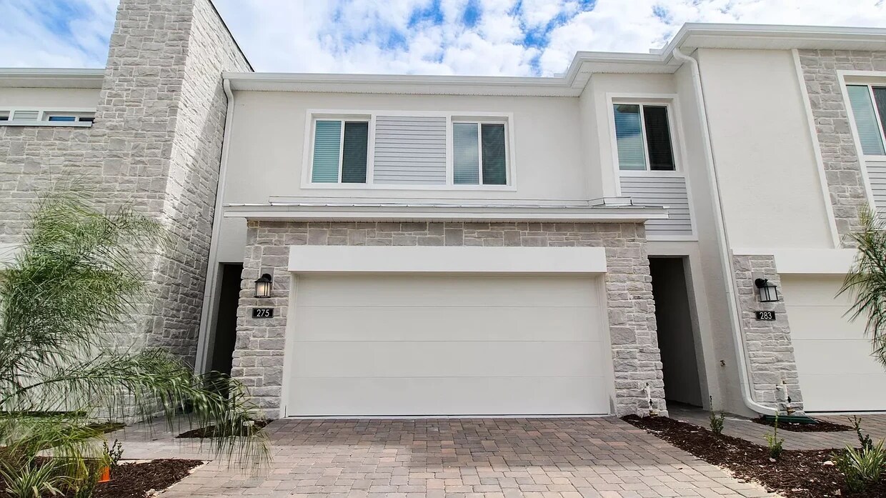 Photo - 323 Nine Iron Dr (Davenport, FL)