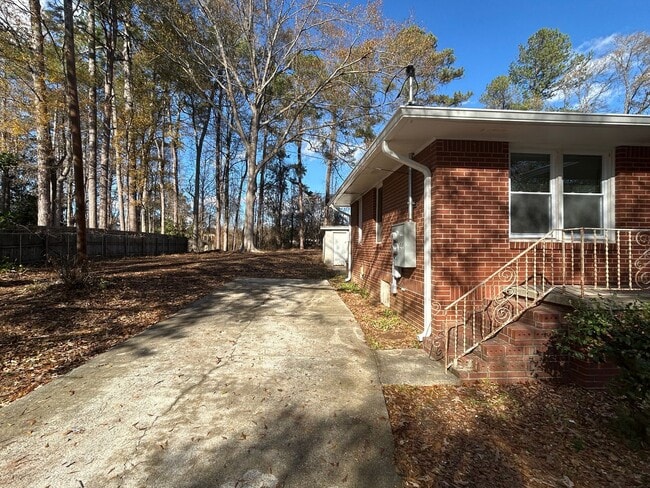 Photo - 4296 Pineview Dr Unit 4296-A