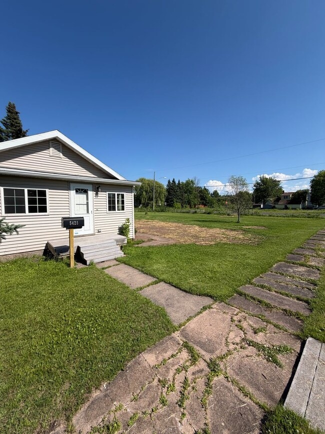 Photo - AVAILABLE Immediately - 2 Bedroom, 1 Bath Huge Yard