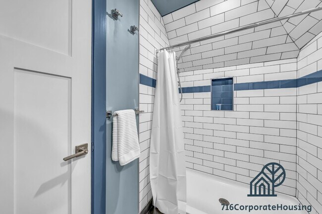 Furnished 2-Bedroom, 2-Bath Apartment near the Medical Campus