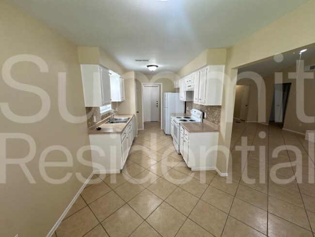 Photo - 7214 Foxbend Ln