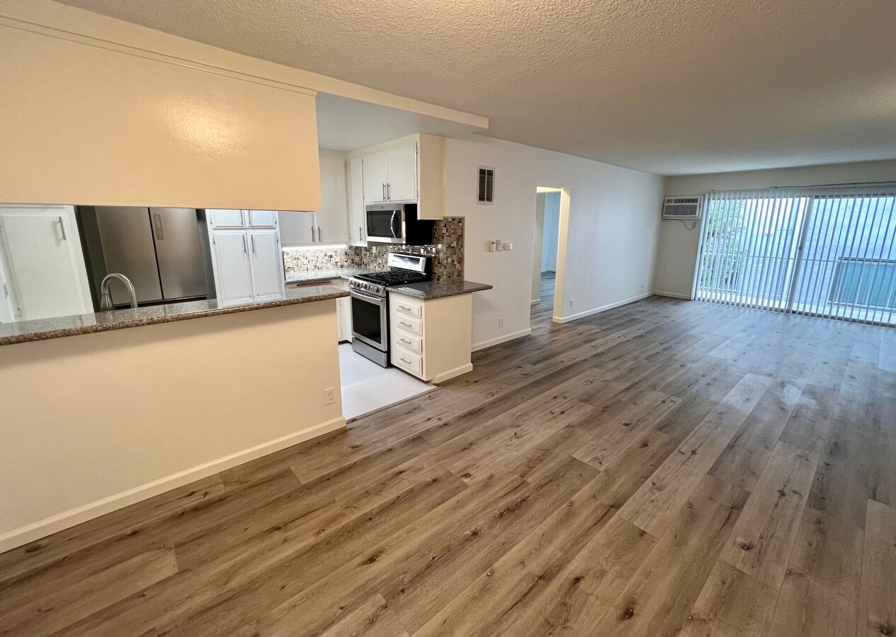 Photo - 814 S Wooster St