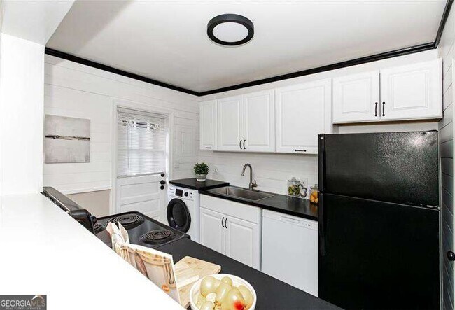Photo - 425 Lindbergh Drive NE Unit G1