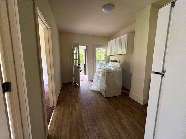 Photo - 37 Grand St