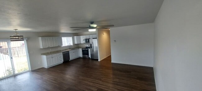 Photo - MP132 - 14418-14420 E Heroy Unidad 14420 E Heroy