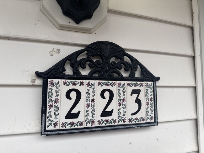 Photo - 223 Wiegel Dr