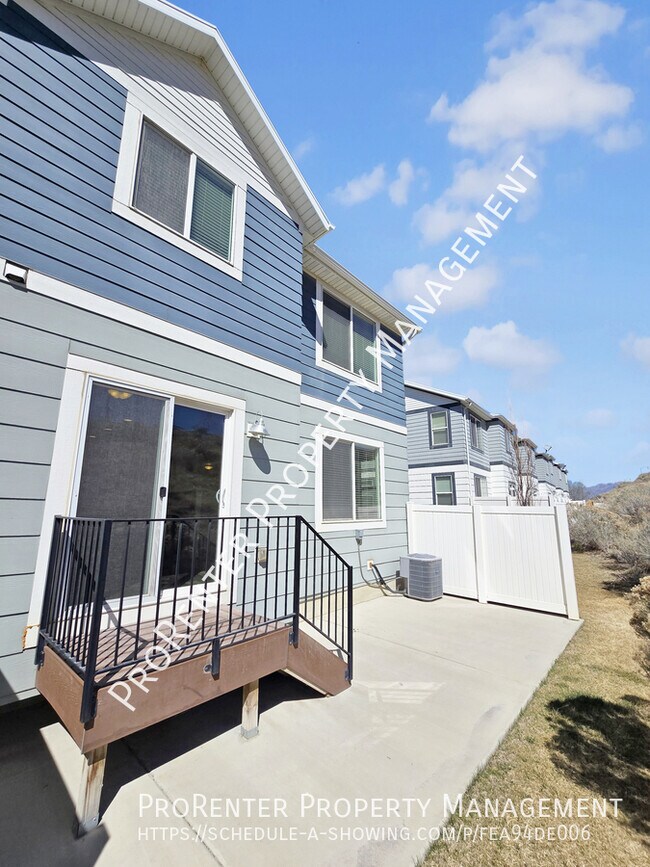 Photo - 15171 Gallant Dr