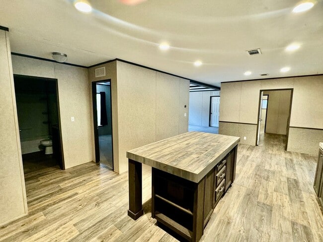 Photo - 4744 County Rd 506